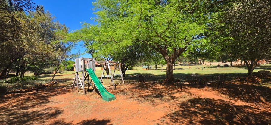 4 Bedroom Property for Sale in Buffelspoort Eco Estate North West